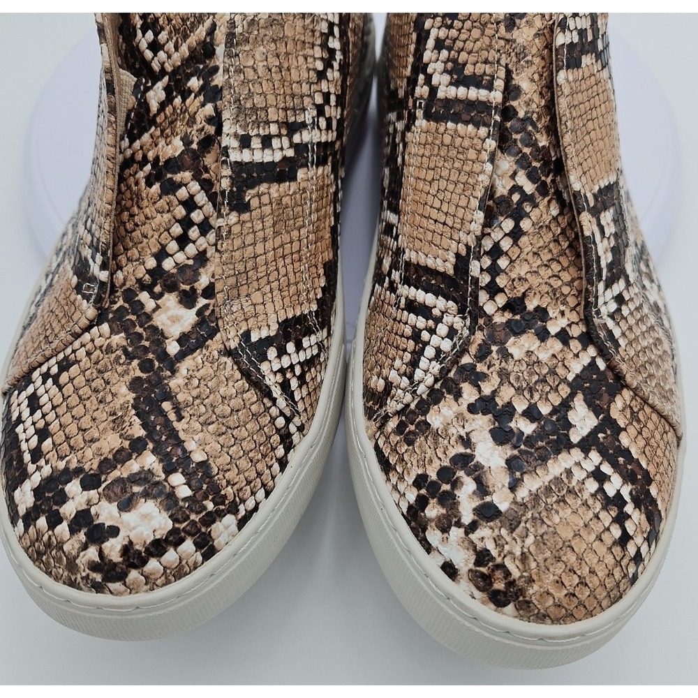 J/Slides Heidi NWOB Slip-On Round Toe Platform Sneaker Python Snake Print Sz W/9 - Picture 7 of 16